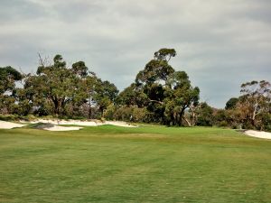 Peninsula Kingswood (North) 9th Approach